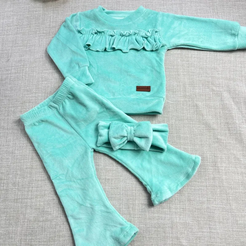 Conjunto beba plush DOMINGA Conjunto beba plush DOMINGA