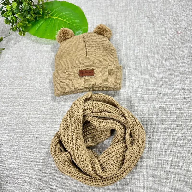 Gorro+ cuello CARILO bebe