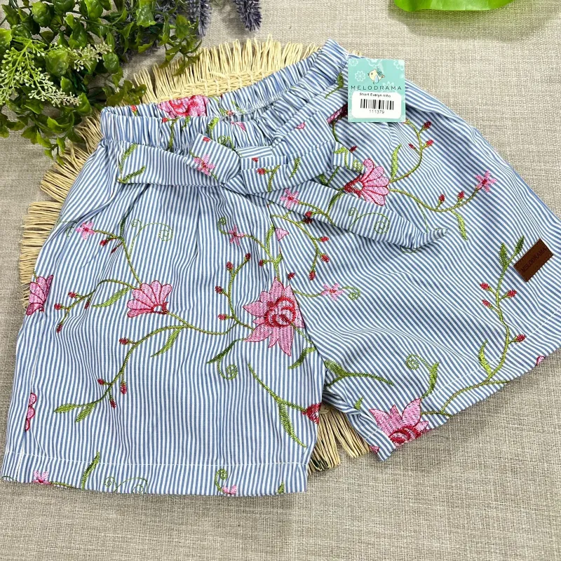 Short de niñas por mayor| MELODRAMA