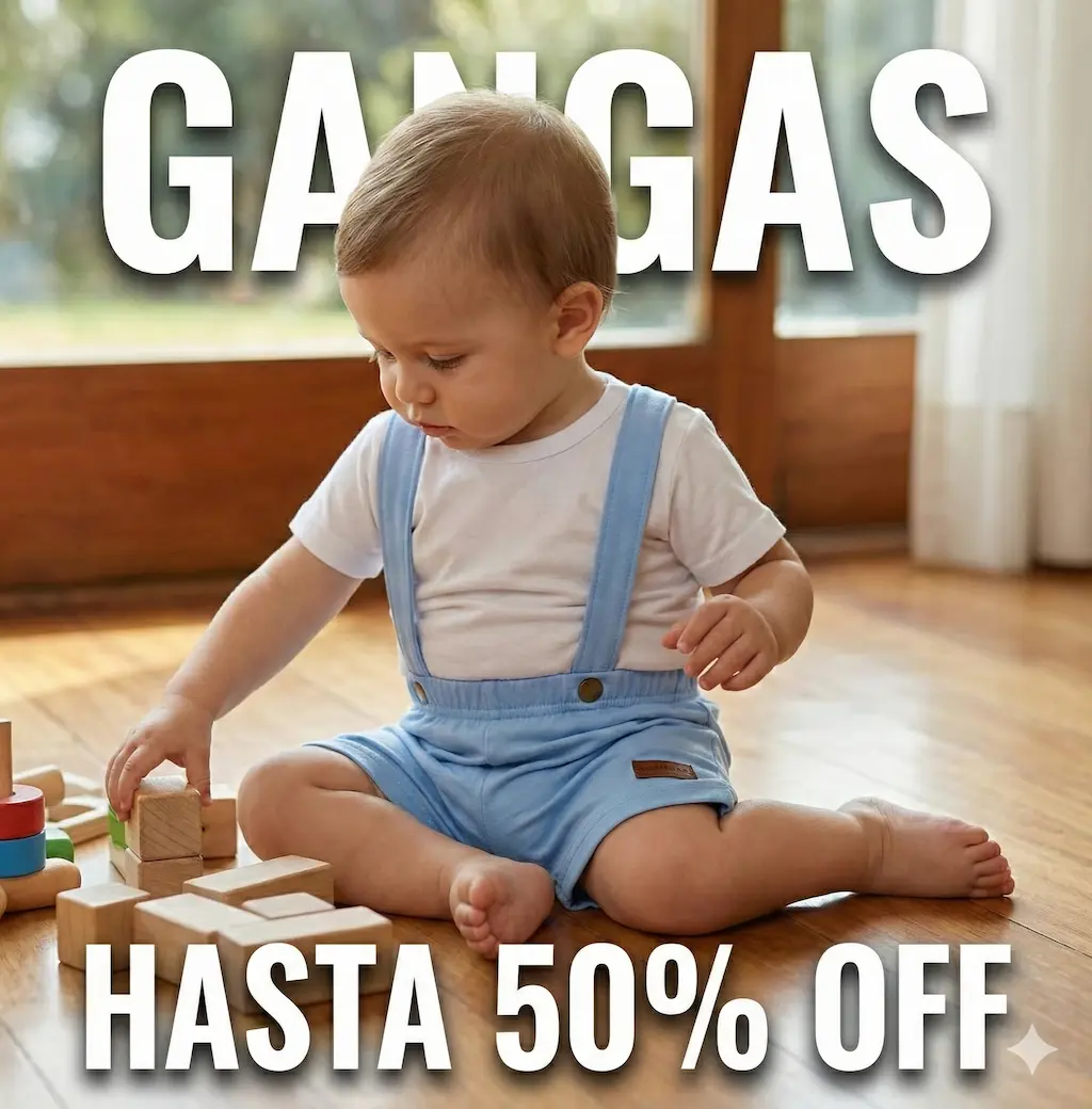 bebe jugando con ropa en oferta de melodrama